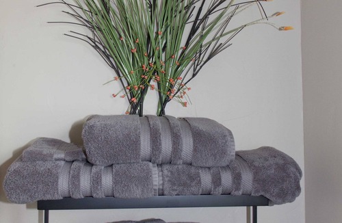 Pueblo West Bed & Breakfast | Comfort and Cool combine at The Hummingbird Casita