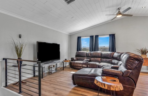 Pueblo West House | Comfort by the Lake in 4 Bedroom 2 Bath Home in Pueblo West, CO!