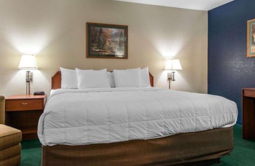Sterling Hotel | Comfort Inn & Suites Sterling