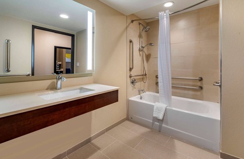 Broomfield Hotel | Comfort Suites Broomfield-Boulder/Interlocken