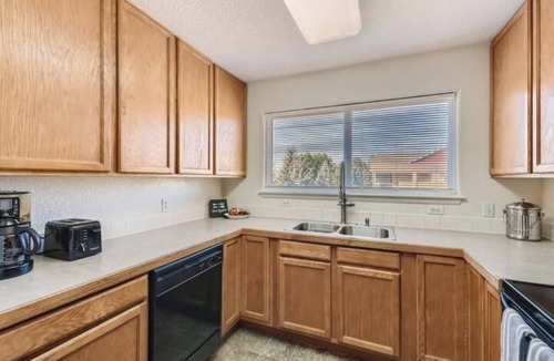 Broomfield Villa | Comfortable 2 BDR/2 BA Condo in Golf Community