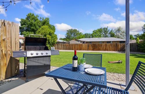 Loveland House | Comfortable Abode Near Historic Downtown