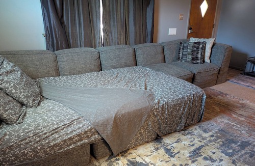 Twin Lakes House | Comfortable and quiet family neighborhood 420 friendly