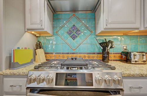 West Colorado Springs House | Comfortable Family Home with hot tub! sleeps 8