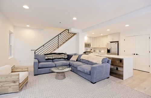 Mountain Village Condo | Completely Renovated Modern 4-Bedroom - Most Beautiful Unit at Bear Creek Lodge