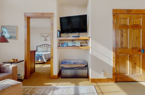 Granby Condo | Condo ∙ 2 bedrooms ∙ 7 guests