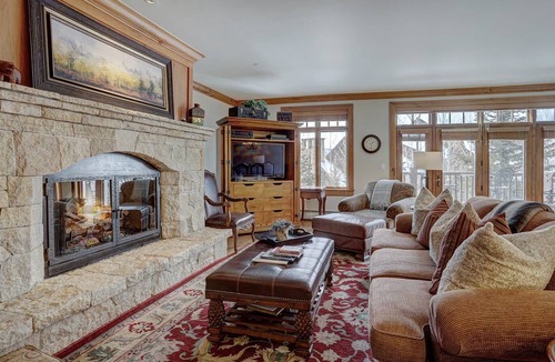 Avon Condo | Condo ∙ 4 bedrooms ∙ 10 guests