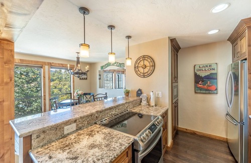 Dillon Condo | Condo in Dillon Overlooking Amphitheater & Sweeping Mountain & Lake Views!