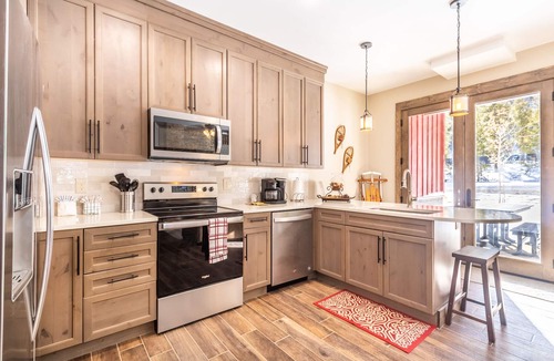 Lakeside Village Condo | Condo in Quiet Location w/Gorgeous Views from Private Patio, Shuttle Nearby!