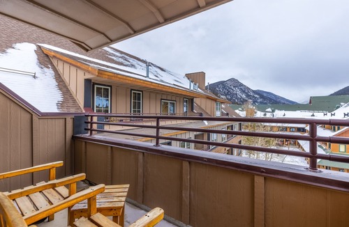 River Run Condo | Condo in River Run with Courtyard & Mountain Views from Private Balcony!