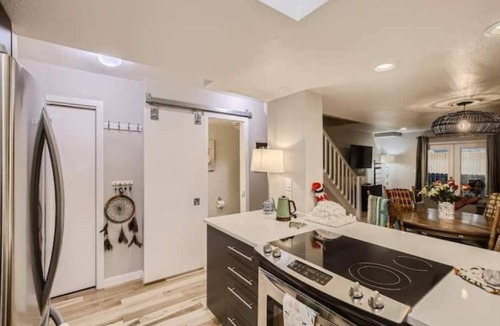 Central Boulder Condo | Condo Near Downtown Boulder!/Shops/Bars/Trails