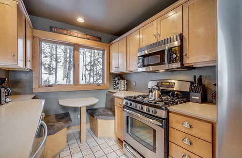 Keystone House | Condo w/Loft Unit, Ideal for Families!