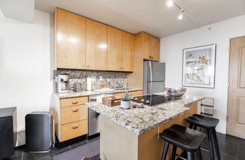 Vail Apartment | Condo with Onsite Pool & Hot Tub, Free WiFi & Garage Parking