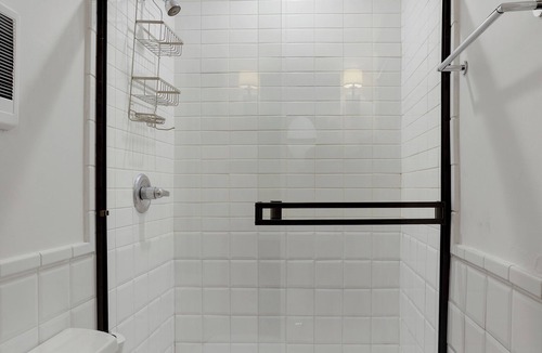 Congress Park Apartment | Congress Park Carriage House