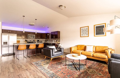 Fruita House | Contemporary 3 bedroom townhome in downtown Fruita