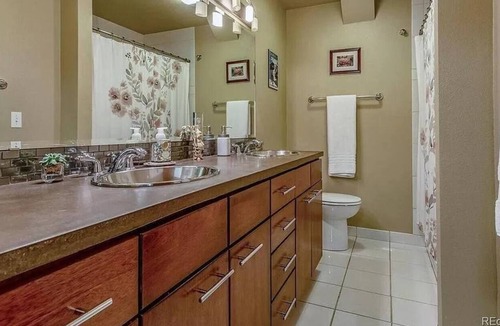 Capitol Hill Condo | Contemporary and spacious 2B|2BA with W+D
