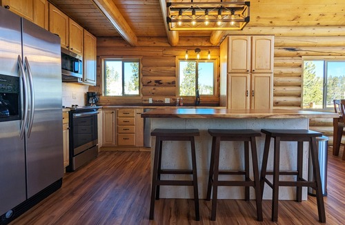 Winter Park Highlands House | Continental Divide Views! New Log Home w/Hot Tub!