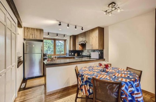 Central Boulder Apartment | Convenient 2 BDR near all things Downtown Boulder