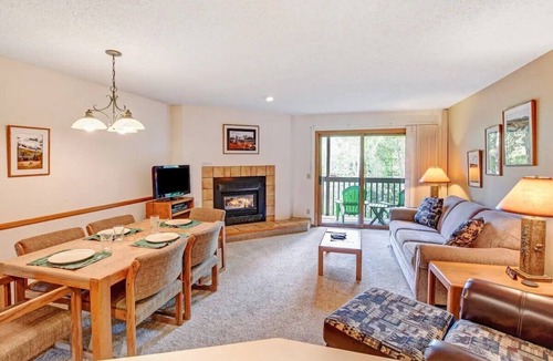 Rendezvous Condo | Convenient Location with Bus to Slope