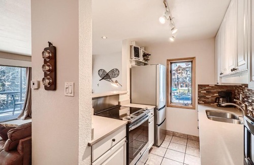 Copper Mountain Village Apartment | Copper Junction 203 Condo