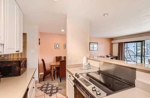 Copper Mountain Village Apartment | Copper Junction 203 Condo