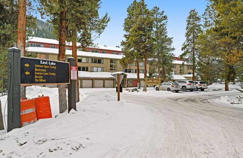 Lakeside Village Condo | Corner condo w/ Keystone & lake views plus shared pool, hot tub, & gym