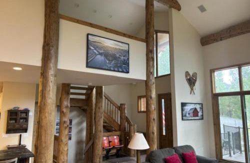 Blue River House | Coronet Crest