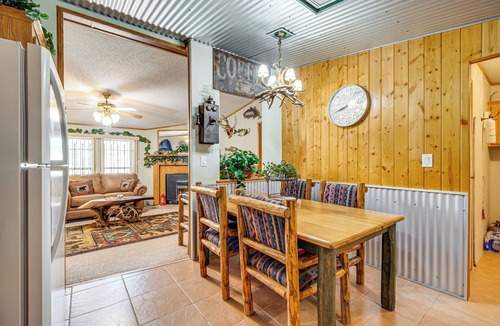 Cotopaxi House | Cotopaxi Getaway w/Deck: 17 Mi to Royal Gorge