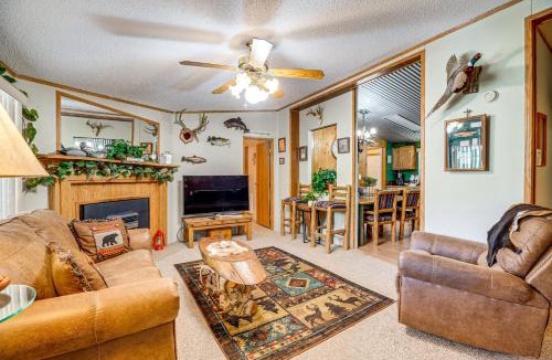 Cotopaxi House | Cotopaxi Getaway with Deck 17 Mi to Royal Gorge