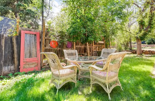 Broadmoor House | Cottage in Cheyenne Canyon
