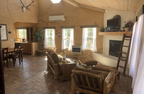Fountain House | Country Barn House