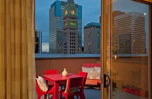 Downtown Denver Hotel | Courtyard by Marriott Denver Downtown