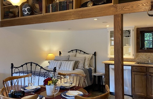 Basalt Cabin | Cowboy cabin with private patio