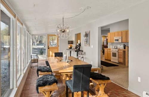 Glenwood Springs House | Cowboy Cottages - Cottage B