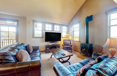 Fraser House | Cozens Pointe Circle