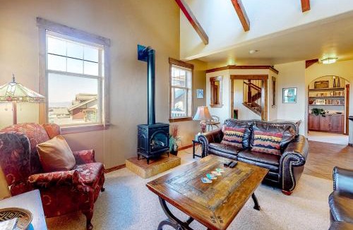 Fraser House | Cozens Pointe Circle