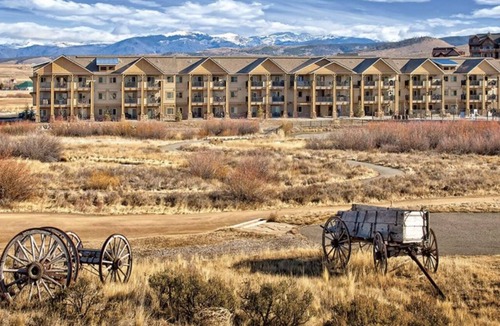 Grand Elk Ranch Resort | Cozy 1 Bedroom Suite in the Rocky Mountains