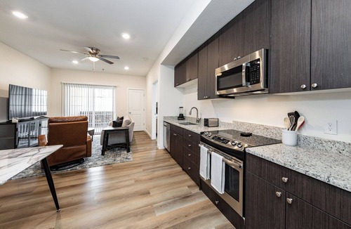 Mountain Shadows Apartment | Cozy 1-bedroom apartment with AC, WiFi in welcoming west Colorado Springs