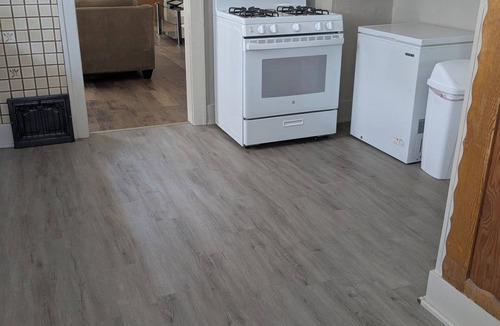 Pueblo House | Cozy 2 BDR Home Near Colorado State fairgrounds.