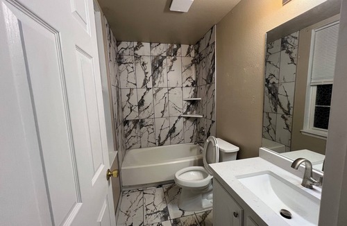 Parker Condo | Cozy 2-bedroom condo in fabulous Parker with fitness room, WiFi