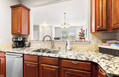 Monument House | Cozy 2-bedroom townhome in pleasant Monument with AC