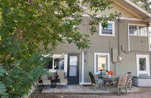 Greeley House | Cozy 3-bedroom garden level, dog friendly, in the heart of Greeley