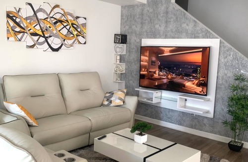 Commerce City House | Cozy 3-bedroom townhome in Commerce City, Co, near DIA, 18-min to downtown.