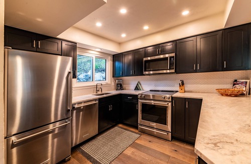 Blue River House | Cozy Aframe 5 min to Breck, Close to Hiking!