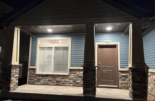 Commerce City House | Cozy and cheerful family-sized home 12mins from DIA