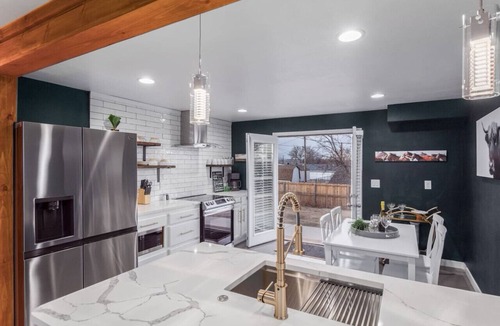 Berkley Apartment | Cozy and Sophisticated 3 bedroom