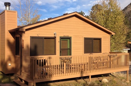 Estes Park Cabin | Cozy cabin by the Big Thompson river - Close to Downtown and RMNP