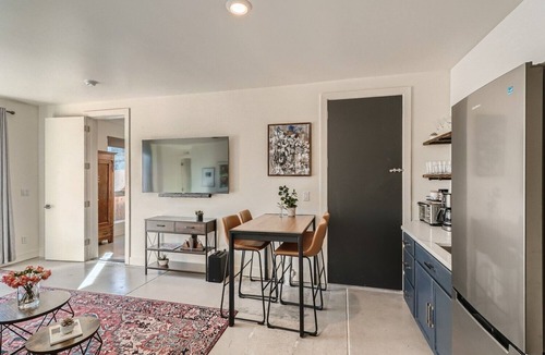 Sloan Lake House | Cozy Carriage House in Sloans Lake