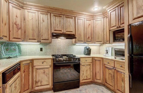 Edwards Condo | Cozy & Central Arrowhead Village Townhome