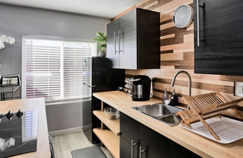 Barths Apartment | Cozy & Clean in Wheat Ridge